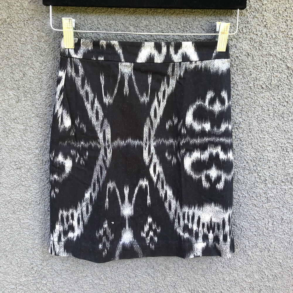 Mini skirt styles talker size 2